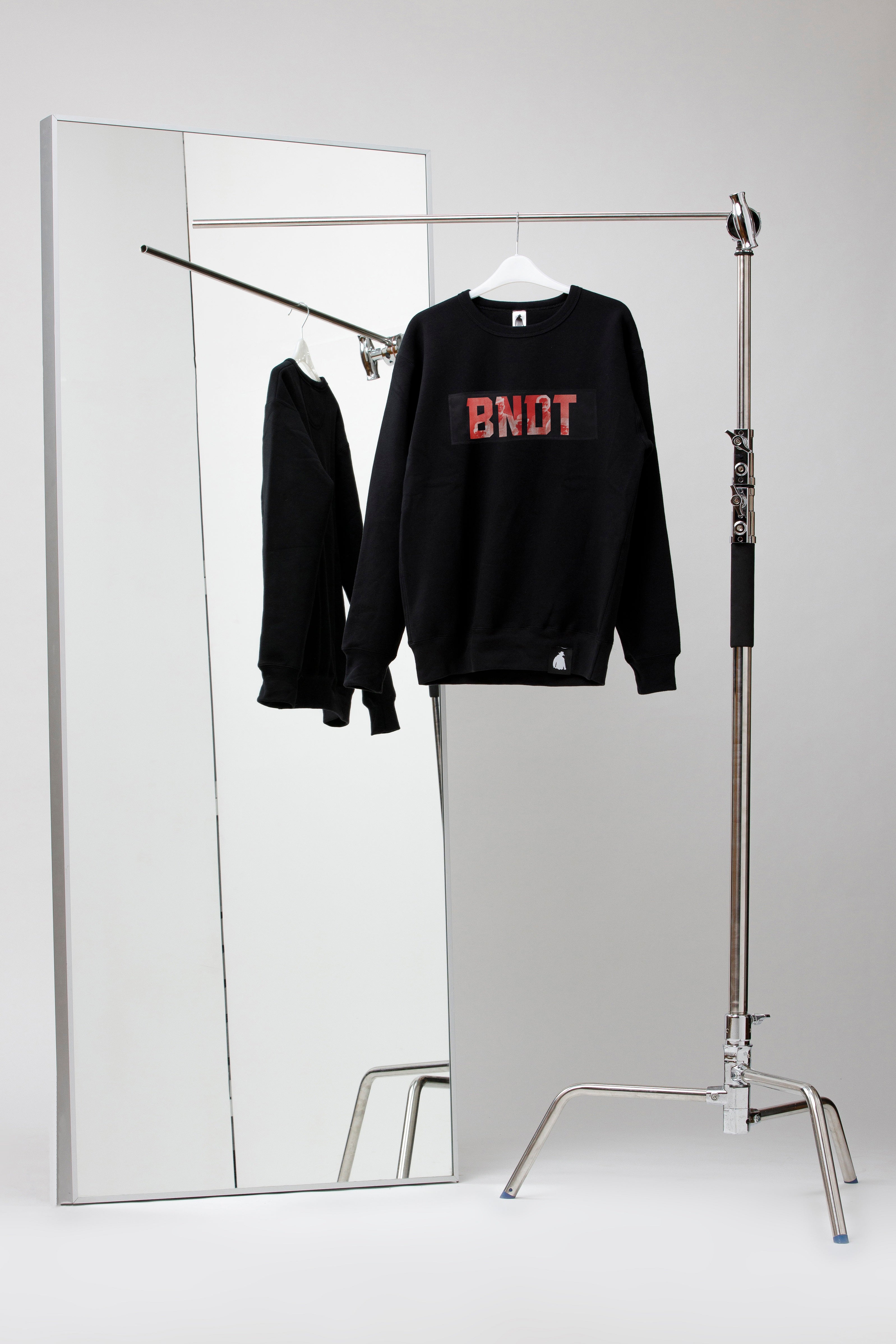 Bluza Rosie BNDT - Bandit Music