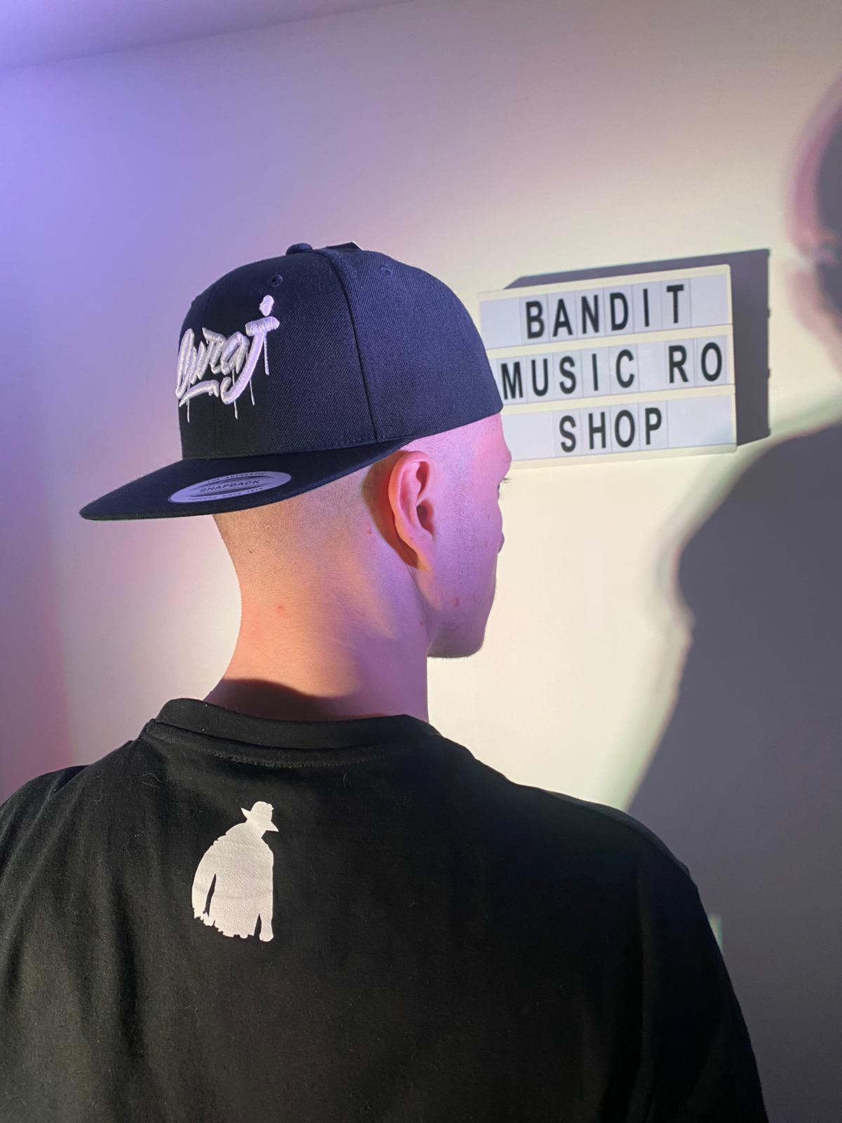Hanorac "Keri & Butch" - Bandit Music